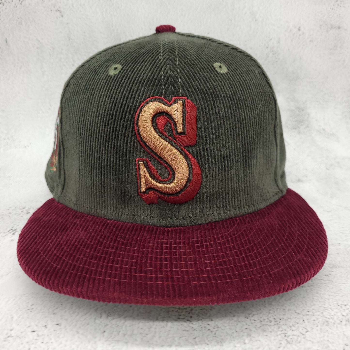 Topperz Seattle Mariners Corduroy 'Vintage Color Flip'