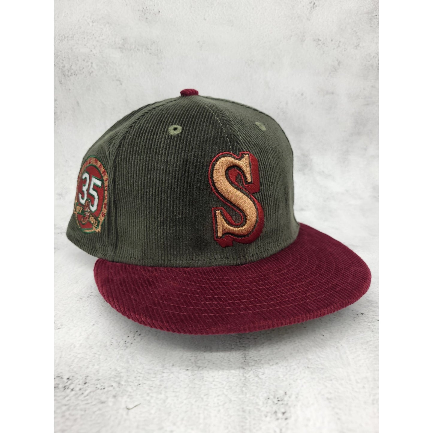 Topperz Seattle Mariners Corduroy 'Vintage Color Flip'